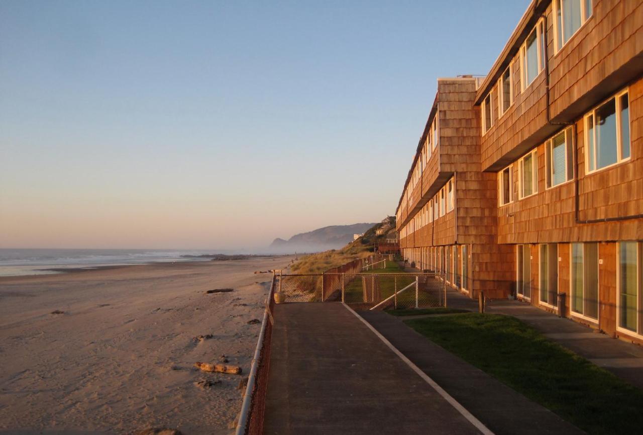 Sea Gypsy Rentals Lincoln City Oda fotoğraf
